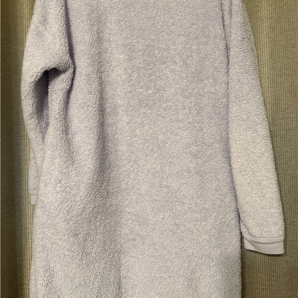 Disney Minnie Mouse Faux Fur lounge Wear - Picture 6 of 11